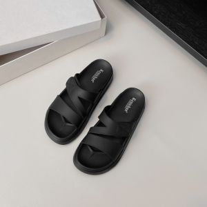 IELGY New thick-soled slippers for women Korean style anti-slip slippers