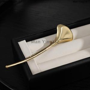 [COD] Man YingLie Corsage Ornament Ginkgo Leaf Brooch French Style Elegant Long Leaf Pin Luxury Metal Glossy Brooch Banquet