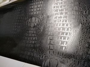 สติ๊กเกอร์ PVC หนังจระเข้ ลายสวย เหมือนหนังแท้ ใช้ตกแต่ง สวยเงางาม แต่ภายในรถ ติดโทรศัพท์ ติดเฟอร์นิเจอร์  ไม่มีคราบกาว ทนร้อนได้ดี