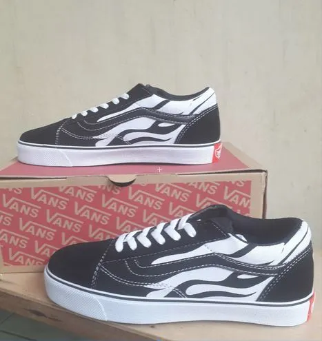 Seri vans old store skool