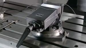 Rotatable Precision Angle Vise Adjustable Angle Clamp for Drill and Milling Machines Heavy‑Duty Workholding Tool