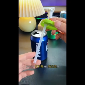 Penutup Tin Minuman Dengan Straw Silikon Anti Tumpah Kreatif Mudah Alih Untuk Air Gas Soda Reusable Soda Can Lid With Straw Leakproof Silicone Cover Travel Drink Cap 随行杯盖罐装汽水吸管盖防溢出易拉罐盖子创意硅胶吸管苏打水罐盖 H119