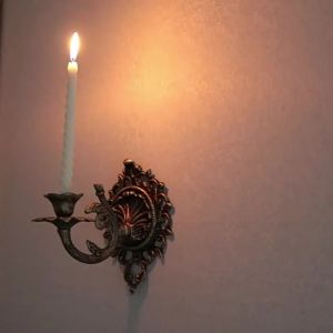 xpkQ Wall Hanging Candlestick Retro Wrought Iron Bronze Wall Decoration Candle Holder French Wall Wrought Iron Garden Decorative Hook 9Q4T2