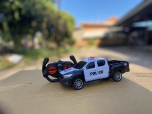 รถตำรวจบังคับ R/C สเกล 1:20 มีไฟมีเสียง