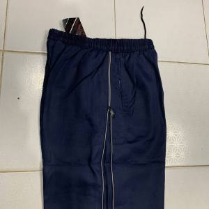 13 กางเกง ผ้าร่มแต แถบมี 3 สีดำ กรม เทา มีซับในเป็นตาข่ายสีขาว