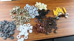 100pcs Black White Plastic One-piece Screw Cap Cover Nail Nuts Bolts Furniture Decorative Cover Fold Screw Snap Protective Button Cap