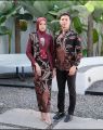 Set Couple Ayu Navy, Couple Kebaya Wisuda Tunangan Setelan Brokat Kutubaru Rok Span Batik. 