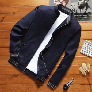 Áo Khoác Dù Dày Logo JP Thời Trang Nam Phong Cách Thanh Lịch