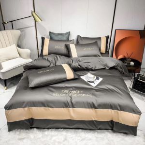 Bộ chăn ga gối phi lụa Dream City - hàng nhập khẩu cao cấp - trẻ trung sang trọng - đủ kích thước