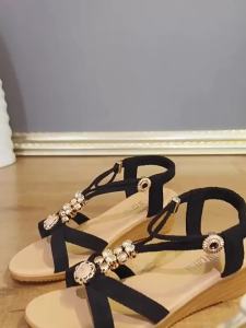 [Free Shipping] 2025 New Large Size WomenS Sandals Bohemian Owl Flat Non-Slip Beach Shoes