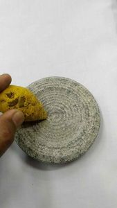 Manjal Dermatic Black stone