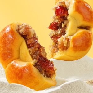 Bánh Táo Đỏ Thập Khoai Đậu Nguyên Liệu Chọn Lọc Hương Vị Ngọt Nhẹ Đảm Bảo Chất Dinh Dưỡng Cho Cả Nhà