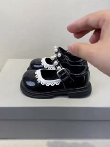 New School Girls Shoes Spring Summer Baby Girl Brightly Patent Leather Round Toe Shoes Princess Floral Bordered Mary Jane G121962026
