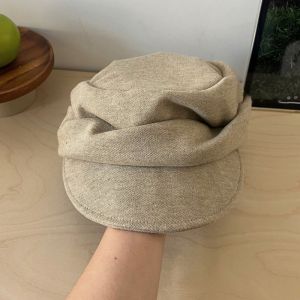 UNIITY Phong cách retro Mũ beret mùa đông Nhật Bản Ấm áp Mũ lưỡi trai đơn giản Thời trang Tất cả đều khớp Mũ nghệ sĩ Pháp Quý cô
