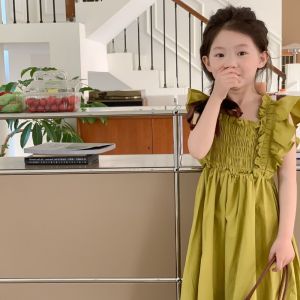 Gấu lãnh đạo bé gái của bay tay áo ăn mặc mùa hè màu trơn nén đàn hồi pleat Casual Dresses cho 3-7 năm mới cho trẻ em quần áo Hàn Quốc