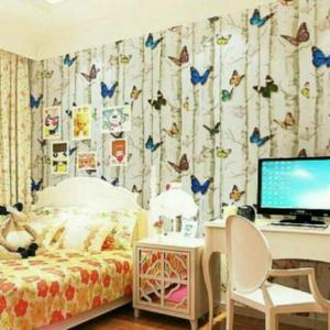 Wallpaper Sticker Dinding +/-8m +/-4.5m 1m Motif Kayu Kupu-Kupu WPS210 Tembok Kamar Tidur Ruang Tamu Dapur