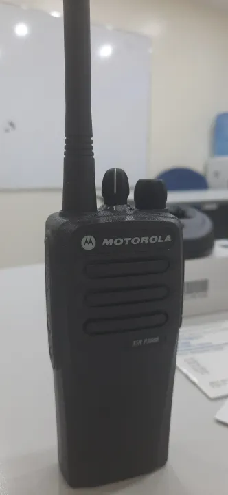 Motorola%20XiR%20P3688%20Portable%20Two-Way%20Radio%20-%20Image%206