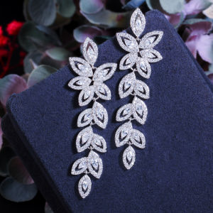 SEQUITO Gorgeous Inlaid Marquise Cut AAA Cubic Zirconia Long Dangle Earrings White Gold Plated Wedding Women Jewelry for Bride SE413