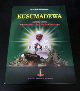 Kusumadewa Lima Versi Persamaan dan Perbedaannya