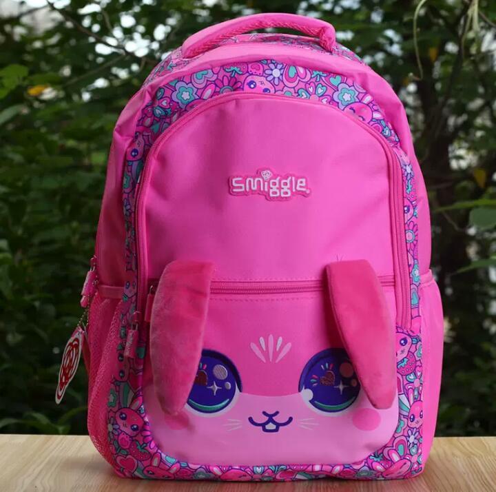 Smiggle best sale pink backpack