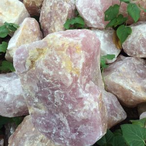 ĐÁ THẠCH ANH HỒNG THÔ 300g-600g