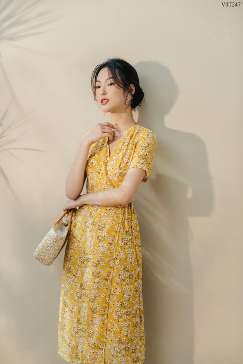 V%C3%A1y%20hoa%20nh%C3%AD%20v%C3%A0ng%20h%E1%BB%8Da%20ti%E1%BA%BFt%20hoa%20c%C3%BAc%20thi%E1%BA%BFt%20k%E1%BA%BF%20t%C3%A0%20bu%E1%BB%99c%20ch%C3%A9o%20l%E1%BB%A5a%20h%E1%BB%8Da%20ti%E1%BA%BFt%20e1083%20-%20Image%205