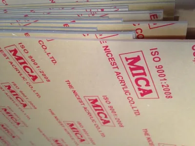 Mica trong suốt Dày 3mm nhiều kích thước 40x4040x3030x3030x2020x10...(Mica Đài Loan)