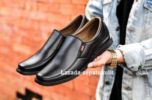 Sepatu pantofel formal hitam pria kerja kantoran slip on