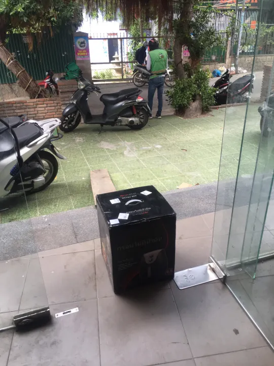 N%E1%BB%93i%20chi%C3%AAn%20kh%C3%B4ng%20d%E1%BA%A7u%20Sharp%20lo%E1%BA%A1i%206L%20-%20Image%207