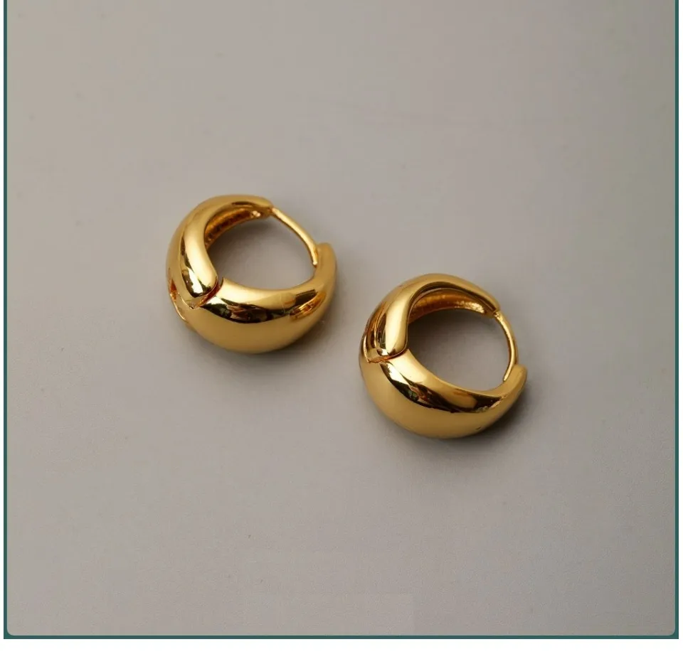 Real gold hot sale huggie earrings