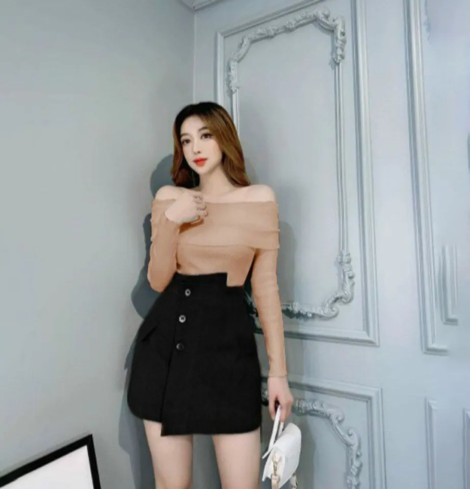 Áo Croptop trễ vai + Quần Short - District One