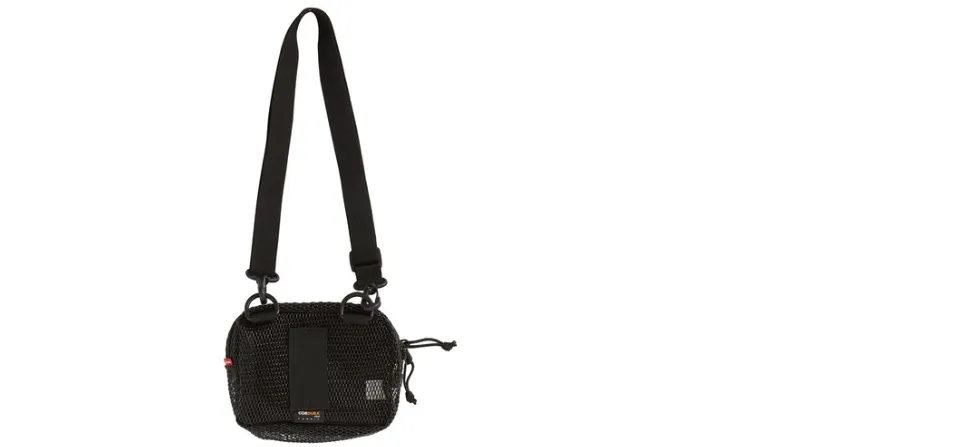 Supreme small hotsell shoulder bag black