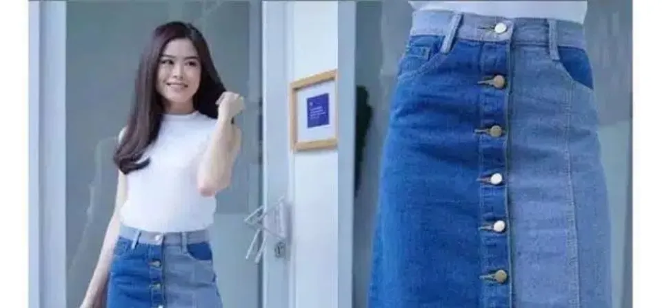 Yalangoch sargish Feniks Mari erotik massajdan zavqlanadi Kiyimlar shaffof (foto)