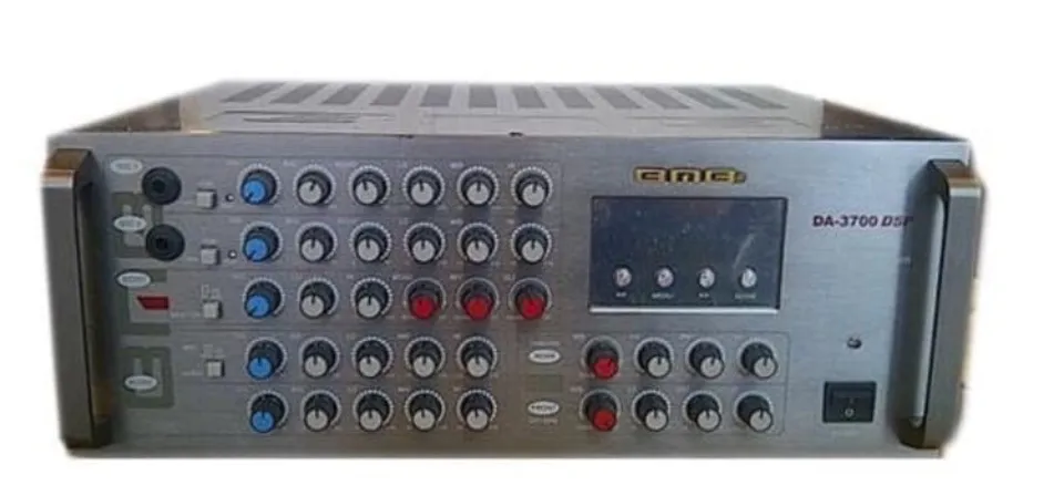 BMB オーディオアンプ 15W RCA出力 ジャンク BMB オーディオアンプ 15W RCA出力 ジャンク 【ハードオフ】ジャンク