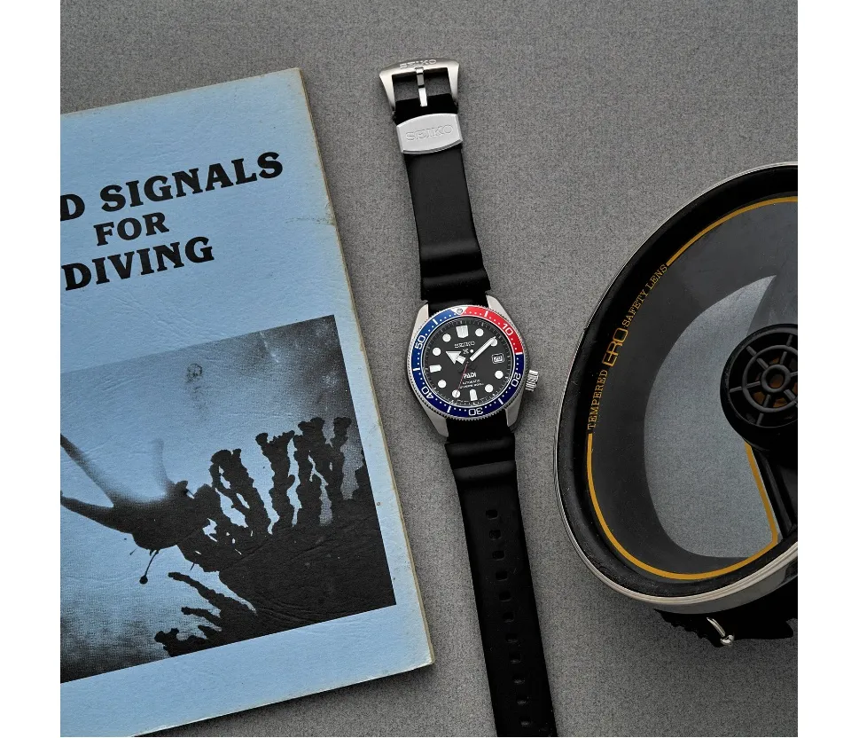 Seiko Prospex PADI Pepsi Automatic 200m Divers Watch Silicone