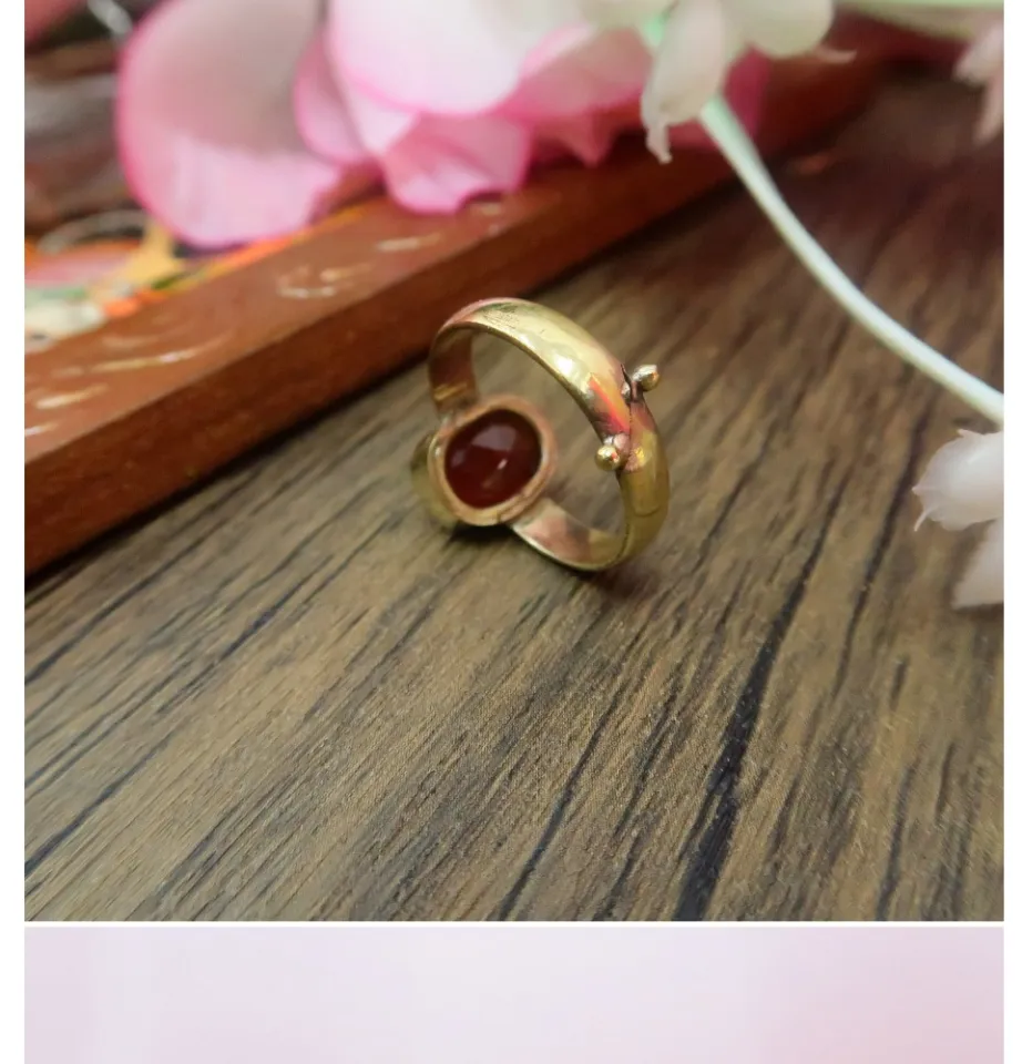 Komethagam deals stone ring