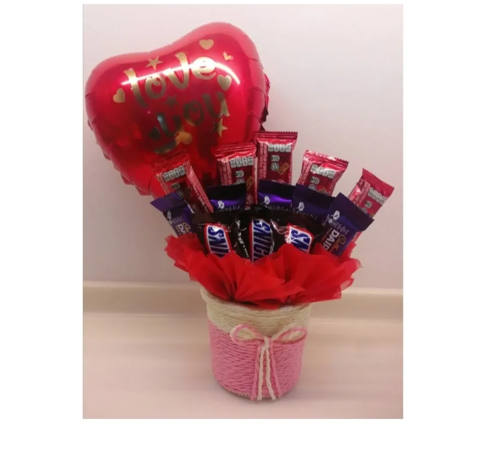 Chocolate shop bouquet basket