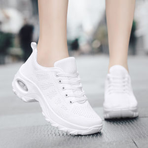 White Soft Bottom Dance Shoes for Women Breathable Spring Summer Fitness Square Sports Shoes Modern Dance Shoes Step on