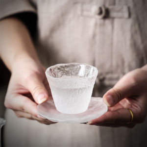 ชุดอุปกรณ์ไวน์แบบแก้วไอซ์ซิลค์มีเมฆชุดเหยือกสาเกอุ่นแก้วเหล้าอุปกรณ์แบ่งเหล้าสไตล์ญี่ปุ่นหรูหราเบาๆแก้วไวน์ขนาดเล็กแก้วไวน์ขาว