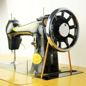 Old Leather Belt of Sewing Machine Old Pedal ButterflyBrand Flying Man Neutral Home Apparatus Accessories Complete Collection Rubber Belt Cowhide