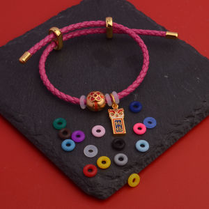 Vòng Tay Vòng Cổ Chống Trượt Bằng Silicon Phụ Kiện Trang Sức Thời Trang Mới Ra Lò Vòng Đệm Trong Suốt Màu Đen Và Đỏ