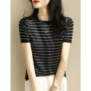 เสื้อยืดคอกลมถักลายทางสีบล็อกแฟชั่นสำหรับผู้หญิง ทรงสลิมฟิต สีดำ แขนสั้น ฤดูร้อน 2025 เสื้อชั้นในผ้าโพลีเอสเตอร์