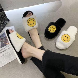 รองเท้าแตะผู้หญิงในร่มลายการ์ตูนพื้นแบนกันลื่นสำหรับใส่กลางแจ้งในฤดูใบไม้ร่วงและฤดูหนาว รองเท้าแตะผ้าฝ้ายสำหรับคู่รัก รองเท้าแตะส้นแบนพื้นยาง