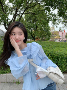 เสื้อเชิ้ตตุ๊กตาชายระบายแบบนางฟ้าสุดๆแบบเดียวกันกับ Zhao Lusi เสื้อชีฟองลุคนางฟ้าเสื้อแบบสั้นเสื้อกันแดดสไตล์ตะวันตกนิยมในคนกลุ่มหนึ่งสำหรับผู้หญิง