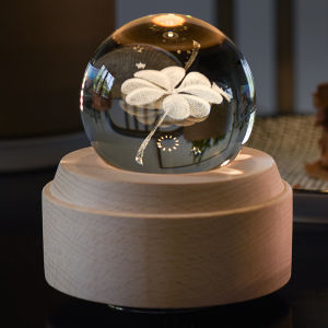กล่องดนตรีหมุนไม้ Bird Poem พร้อมลูกปัดคริสตัล โคมไฟคืน ของขวัญสำหรับแฟนสาว ของตกแต่งบ้านสไตล์โมเดิร์น สินค้าจากจีนแผ่นดินใหญ่