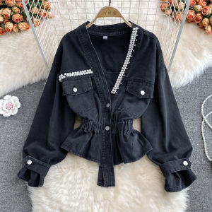 Womens Loose Fitting V-Neck Denim Jacket Korean Style Autumn Winter New Fashion Short Top with Pearl Embellishment Waist-Cinching