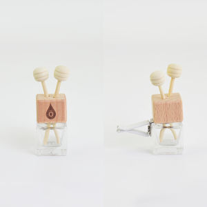 Diamond Bottle Car Perfume Essential Oil Aromatherapy Wardrobe Scented Bottle Hanging Pendants Vehicle Air ener Decor