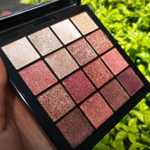 High-gloss eye shadow plate glitter pearl matte sequins waterproof color wet powder mashed potatoes do not faint lasting beginners