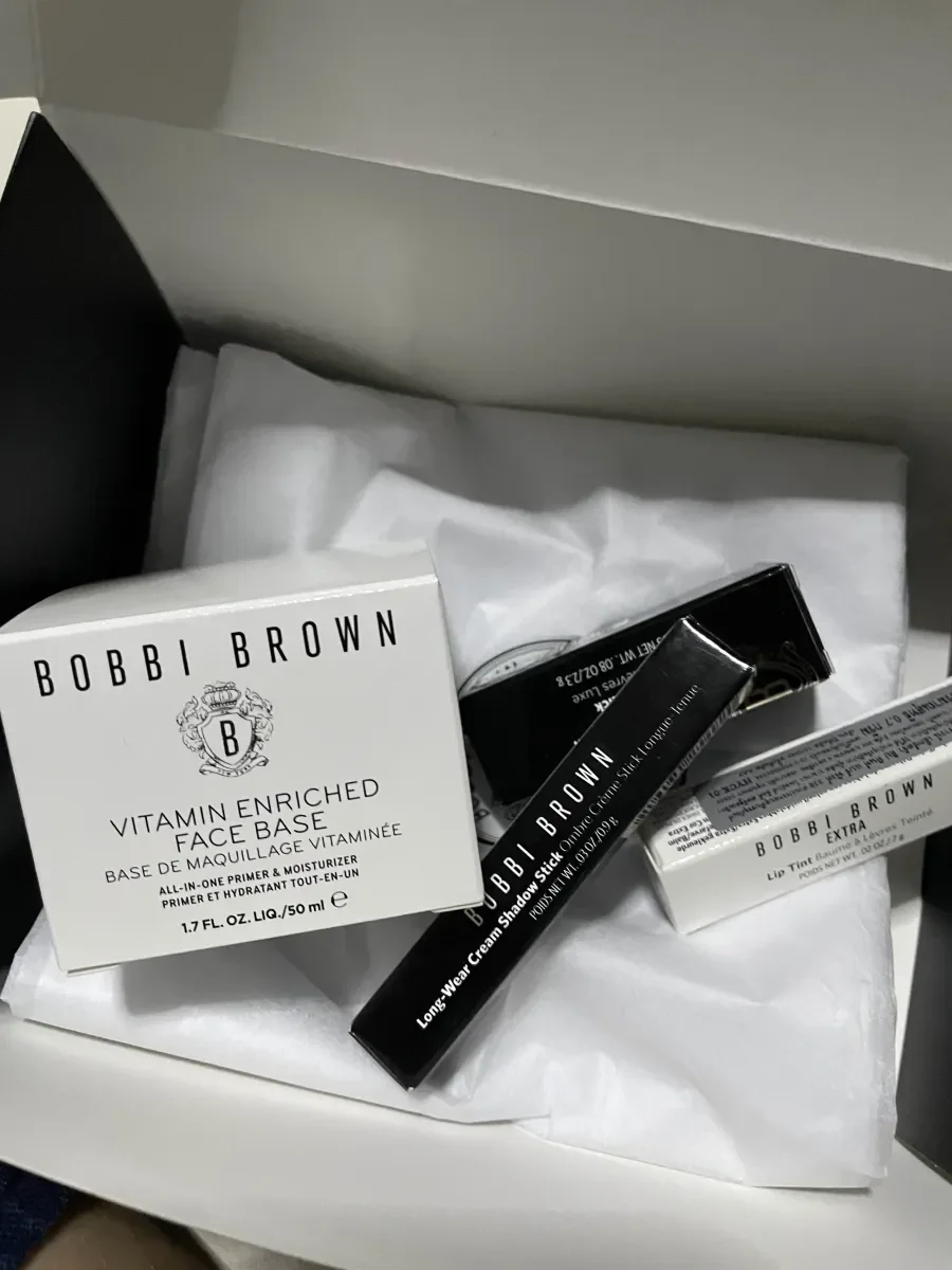 Bobbi Brown Vitamin Enriched Face Base ของแท้ดูยังไง?