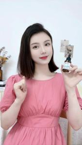 Dr. Lucel Japan Brand 4% Vitamin B5 Face Serum 37ml / with Niacinamide Antioxidant Reduces Wrinkles Dullness Lightens Spots Hydrates Reduces Redness Improves Elasticity Promotes a Healthy Glowing Complexion